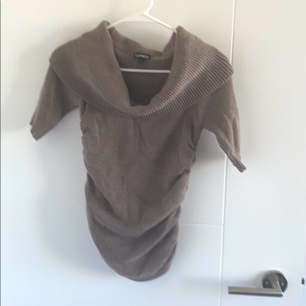 EXPRESS Tan fitted sweater